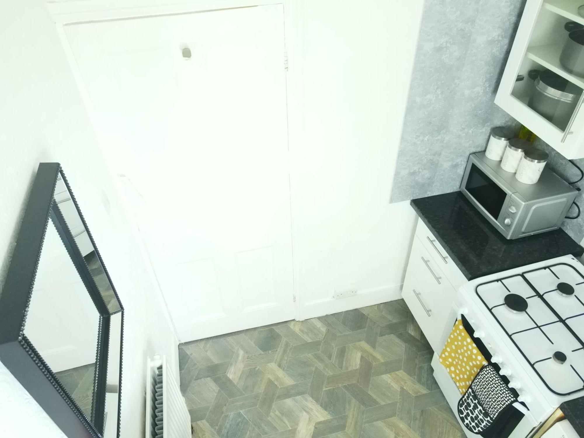 Service Accommodation 2 Bed Room Apartment In Newport South Wales Near Celtic Manor Icc Wales エクステリア 写真