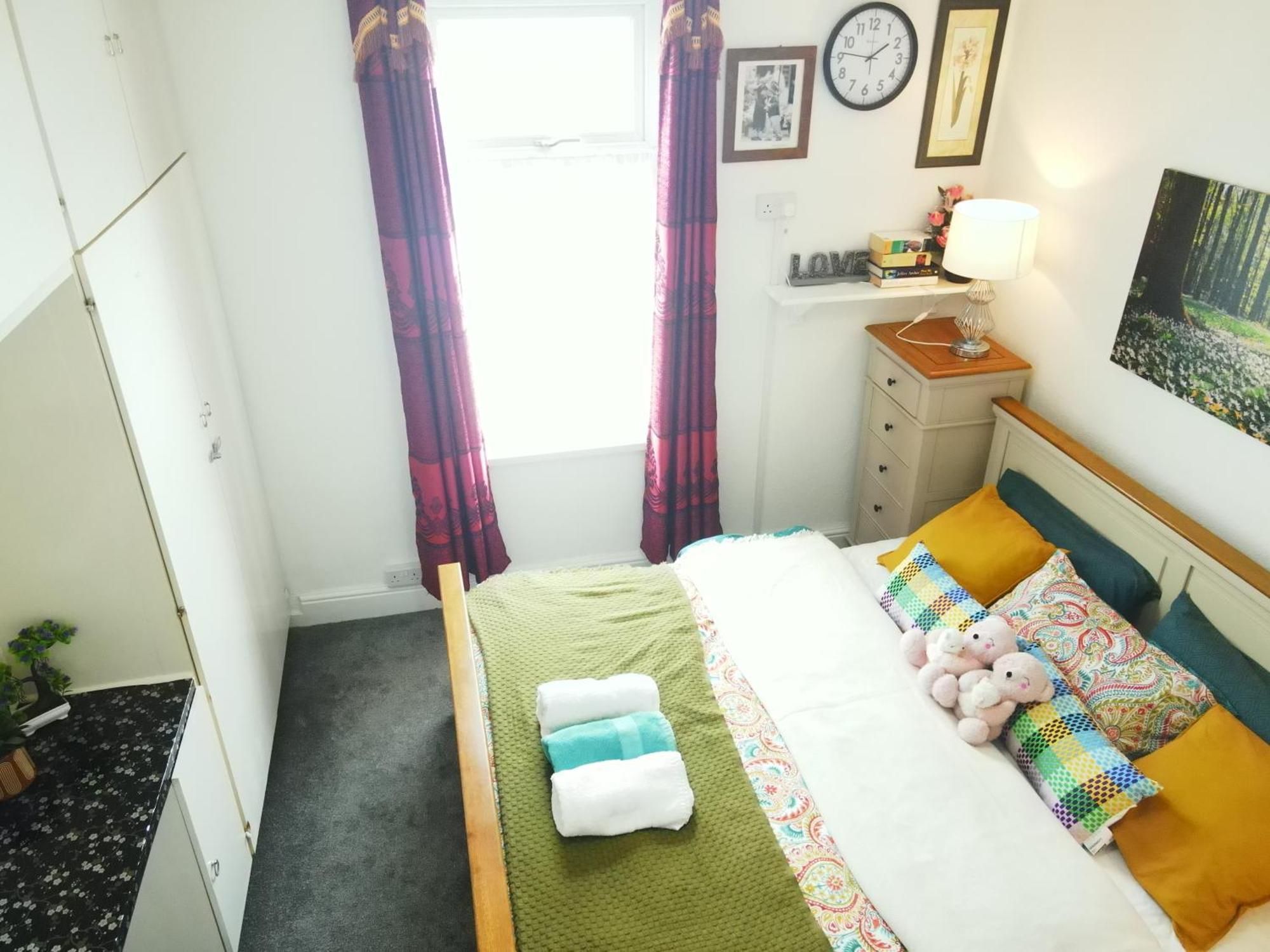 Service Accommodation 2 Bed Room Apartment In Newport South Wales Near Celtic Manor Icc Wales エクステリア 写真