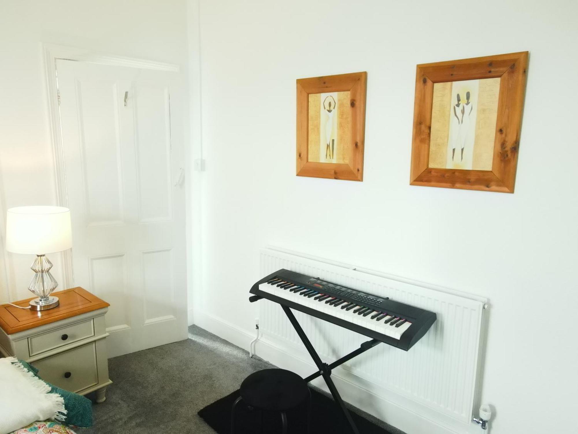 Service Accommodation 2 Bed Room Apartment In Newport South Wales Near Celtic Manor Icc Wales エクステリア 写真